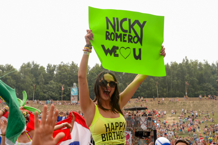 Tomorrowland sfeerbeelden & publieksfoto's 28 juni - deel 1, picture 118, photographed by Youri Vanlommel - FrontView Magazine