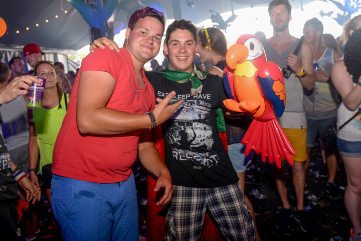 Tomorrowland sfeerbeelden & publieksfoto's 28 juni - deel 1, picture 149, photographed by Youri Vanlommel - FrontView Magazine