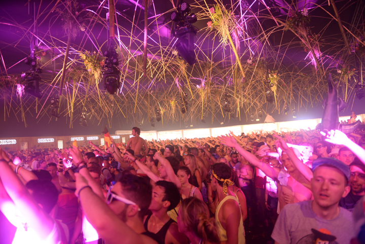 Tomorrowland sfeerbeelden & publieksfoto's 28 juni - deel 1, picture 151, photographed by Youri Vanlommel - FrontView Magazine