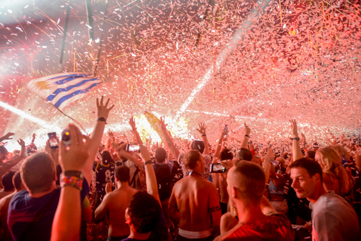 Tomorrowland sfeerbeelden & publieksfoto's 28 juni - deel 2, picture 6, photographed by Youri Vanlommel - FrontView Magazine