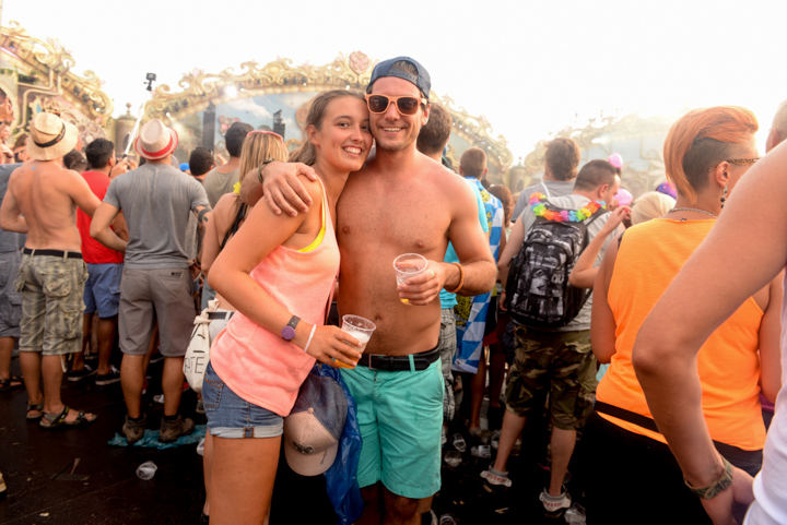 Tomorrowland sfeerbeelden & publieksfoto's 28 juni - deel 2, picture 14, photographed by Youri Vanlommel - FrontView Magazine