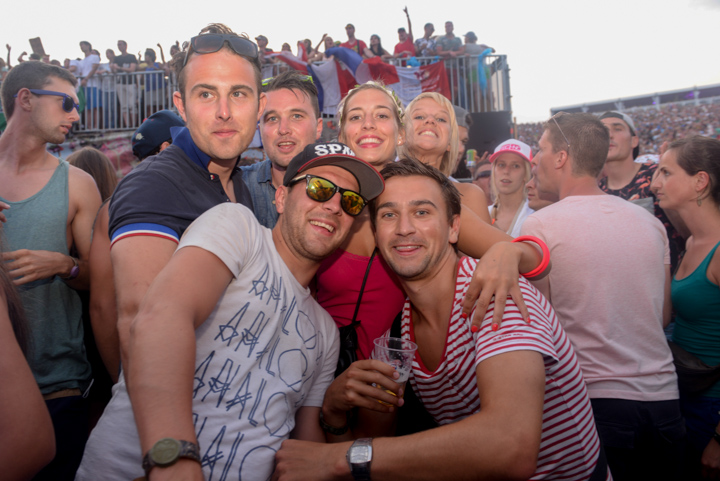 Tomorrowland sfeerbeelden & publieksfoto's 28 juni - deel 2, picture 35, photographed by Youri Vanlommel - FrontView Magazine