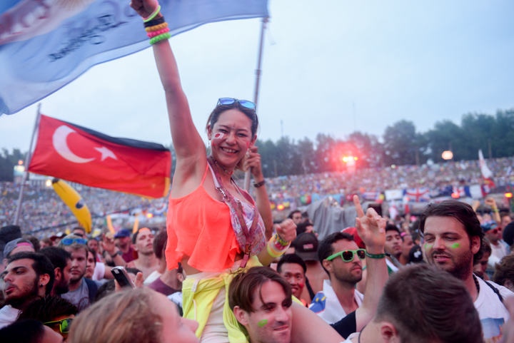 Tomorrowland sfeerbeelden & publieksfoto's 28 juni - deel 2, picture 51, photographed by Youri Vanlommel - FrontView Magazine