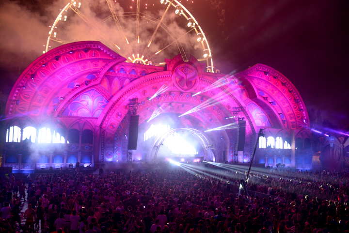 Tomorrowland sfeerbeelden & publieksfoto's 28 juni - deel 2, picture 83, photographed by Youri Vanlommel - FrontView Magazine
