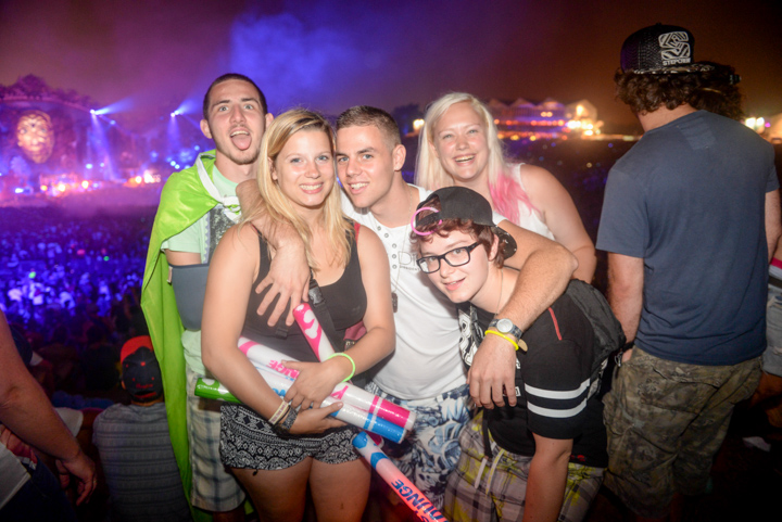 Tomorrowland sfeerbeelden & publieksfoto's 28 juni - deel 2, picture 102, photographed by Youri Vanlommel - FrontView Magazine