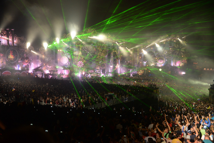 Tomorrowland sfeerbeelden & publieksfoto's 28 juni - deel 2, picture 108, photographed by Youri Vanlommel - FrontView Magazine