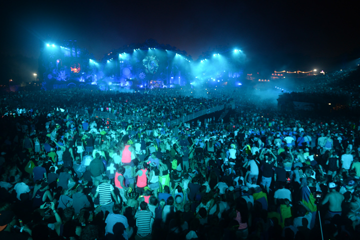 Tomorrowland sfeerbeelden & publieksfoto's 28 juni - deel 2, picture 115, photographed by Youri Vanlommel - FrontView Magazine