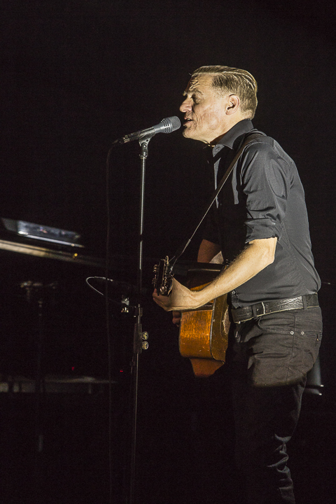 Bryan Adams - The Bare Bones Tour @ Capitole Gent, foto 2, foto's door Edwin Houdevelt - FrontView Magazine