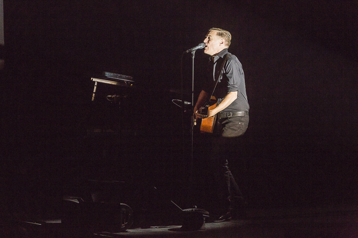 Bryan Adams - The Bare Bones Tour @ Capitole Gent, foto 11, foto's door Edwin Houdevelt - FrontView Magazine