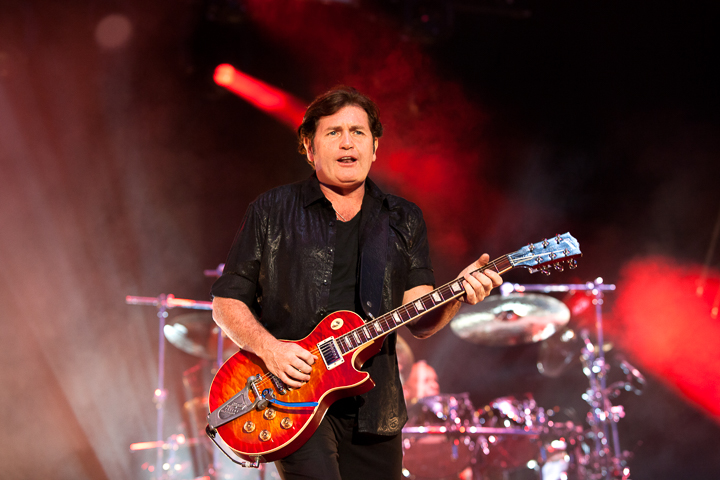 Simple Minds @ Suikerrock 2014, picture 24, photographed by Koen Rondelez - FrontView Magazine