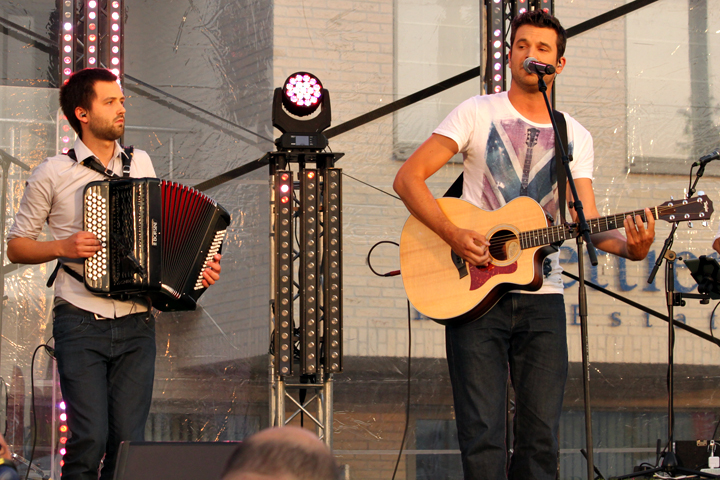 Vlaanderen Muziekland 2014 @ Lommel, picture 36, photographed by Heidi Elen - FrontView Magazine