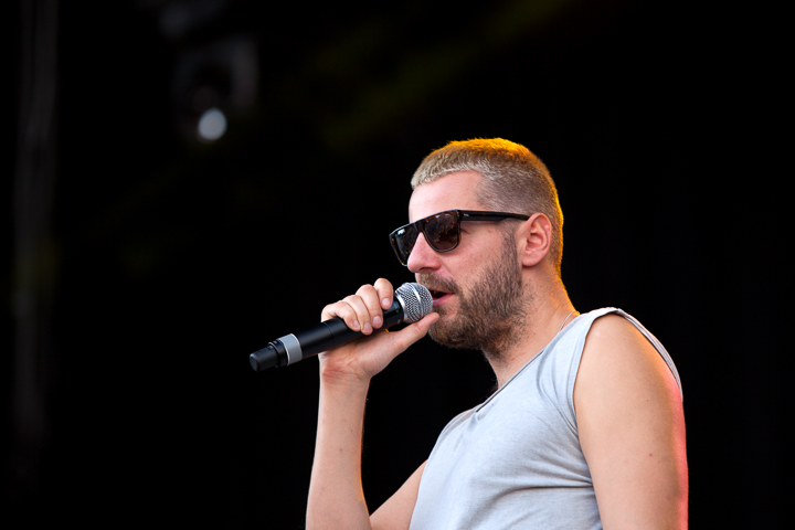De Jeugd van Tegenwoordig @ Suikerrock 2014, picture 2, photographed by Koen Rondelez - FrontView Magazine