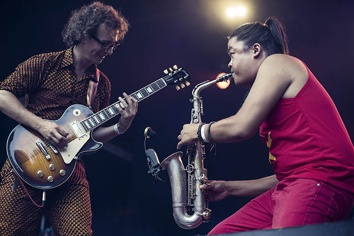 La Chiva Gantiva @ Esperanzah!, picture 4, photographed by Jef Peeters - FrontView Magazine