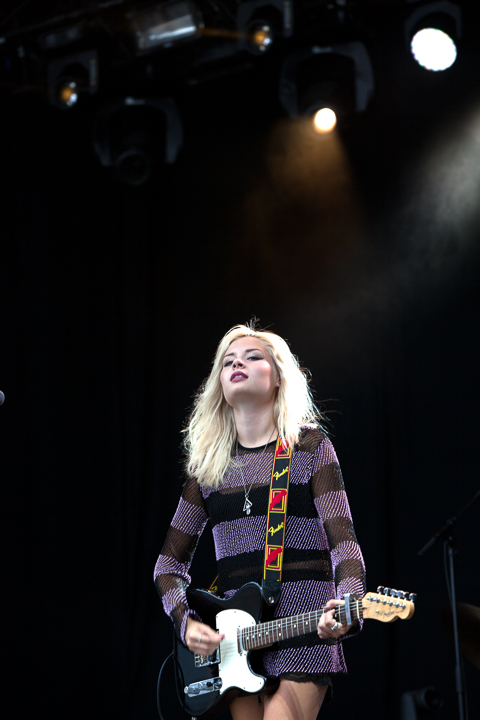 Nina Nesbitt @ Suikerrock 2014, picture 7, photographed by Koen Rondelez - FrontView Magazine