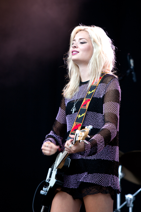 Nina Nesbitt @ Suikerrock 2014, picture 11, photographed by Koen Rondelez - FrontView Magazine