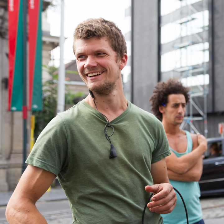 Setbezoek verfilming: "Black" @ Gésukerk St.-Joost-ten-Node, picture 26, photographed by Guy Danneels - FrontView Magazine