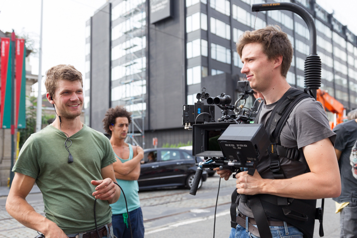 Setbezoek verfilming: "Black" @ Gésukerk St.-Joost-ten-Node, picture 27, photographed by Guy Danneels - FrontView Magazine