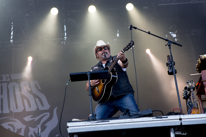 The BossHoss @ See-Rock Festival 2014, picture 2, photographed by Dorien Goetschalckx - FrontView Magazine