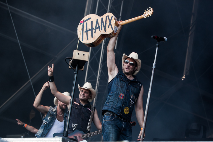 The BossHoss @ See-Rock Festival 2014, picture 5, photographed by Dorien Goetschalckx - FrontView Magazine