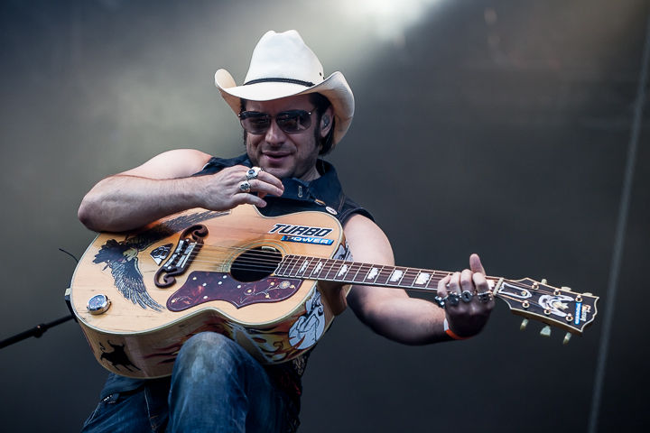 The BossHoss @ See-Rock Festival 2014, picture 18, photographed by Dorien Goetschalckx - FrontView Magazine