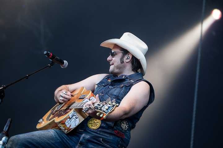 The BossHoss @ See-Rock Festival 2014, picture 20, photographed by Dorien Goetschalckx - FrontView Magazine