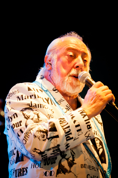 Urbanus & De Fanfaar @ Dranouter 2014, picture 6, photographed by Devid Camerlynck - FrontView Magazine