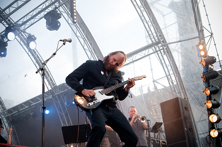 Admiral Freebee @ Ronquières Festival 2014, picture 1, photographed by Magali Decamps - FrontView Magazine