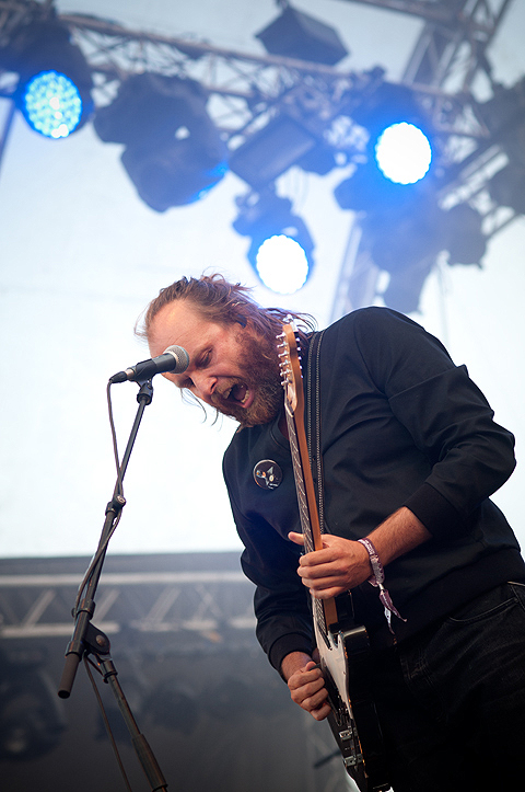 Admiral Freebee @ Ronquières Festival 2014, picture 8, photographed by Magali Decamps - FrontView Magazine