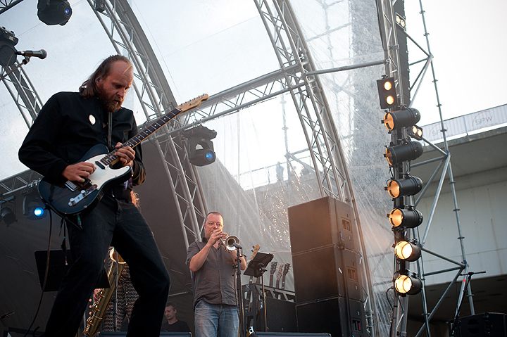 Admiral Freebee @ Ronquières Festival 2014, picture 9, photographed by Magali Decamps - FrontView Magazine