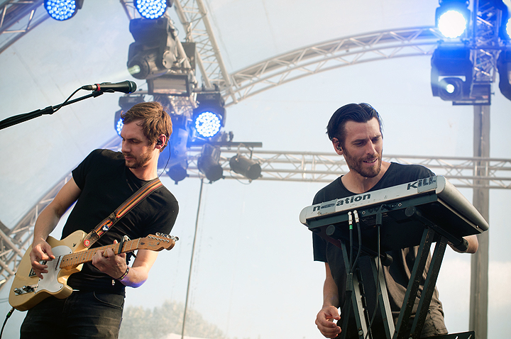 Birdpen @ Ronquières Festival 2014, picture 9, photographed by Magali Decamps - FrontView Magazine