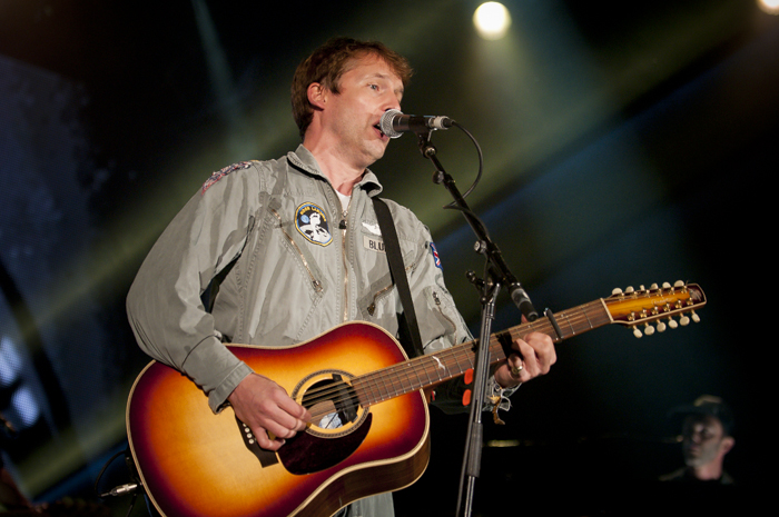 James Blunt @ Dranouter 2014, picture 8, photographed by Devid Camerlynck - FrontView Magazine