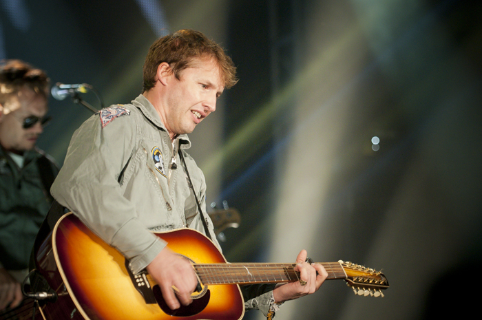 James Blunt @ Dranouter 2014, picture 14, photographed by Devid Camerlynck - FrontView Magazine