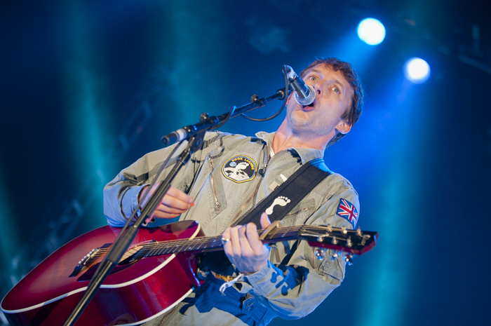 James Blunt @ Dranouter 2014, picture 26, photographed by Devid Camerlynck - FrontView Magazine