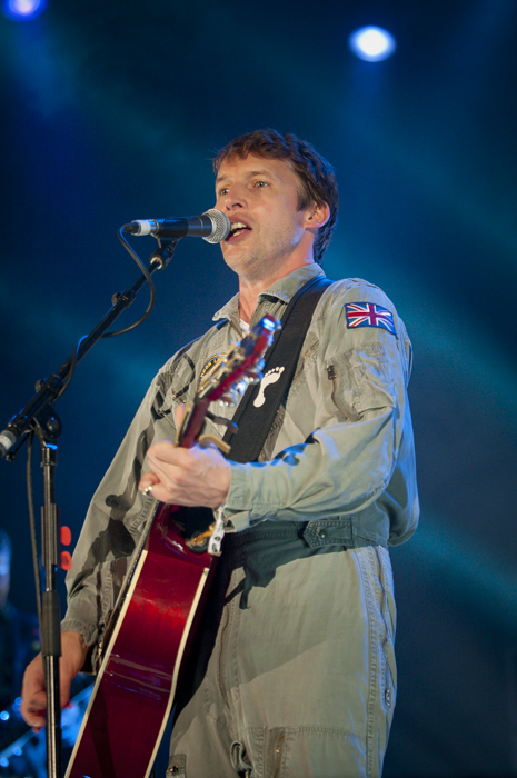 James Blunt @ Dranouter 2014, picture 28, photographed by Devid Camerlynck - FrontView Magazine