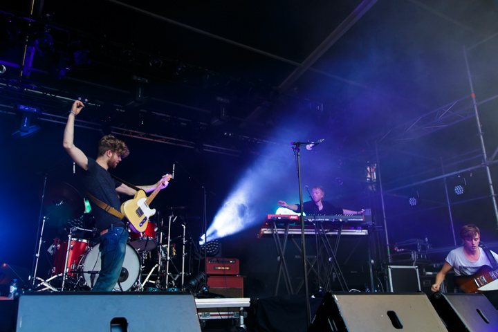 Ostyn @ M-idzomer 2014, picture 8, photographed by Tristan Herftijd - FrontView Magazine