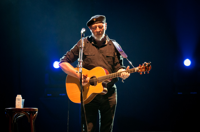 Richard Thompson @ dranouter 2014, picture 7, photographed by Devid Camerlynck - FrontView Magazine