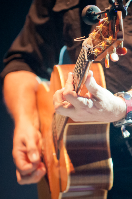 Richard Thompson @ dranouter 2014, picture 14, photographed by Devid Camerlynck - FrontView Magazine