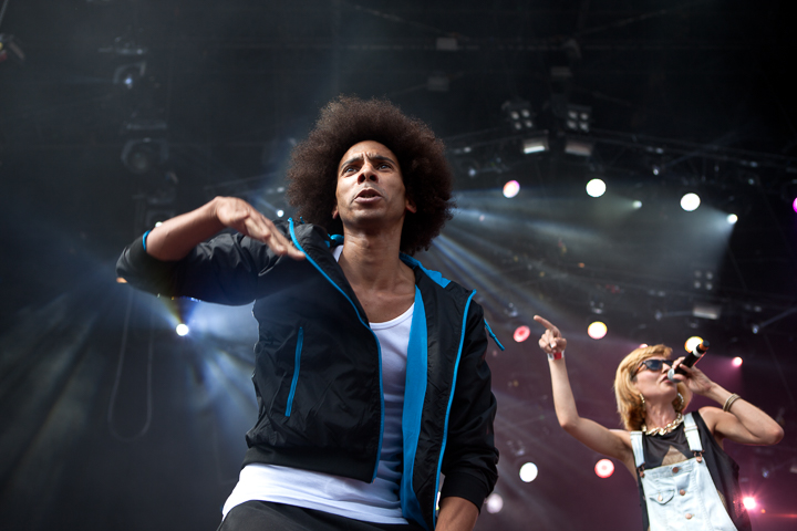 Slongs Dievanongs @ Suikerrock 2014, picture 9, photographed by Koen Rondelez - FrontView Magazine