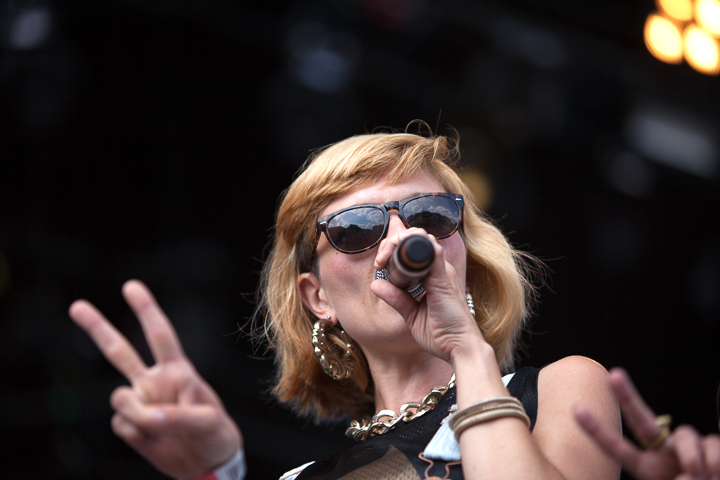Slongs Dievanongs @ Suikerrock 2014, picture 12, photographed by Koen Rondelez - FrontView Magazine