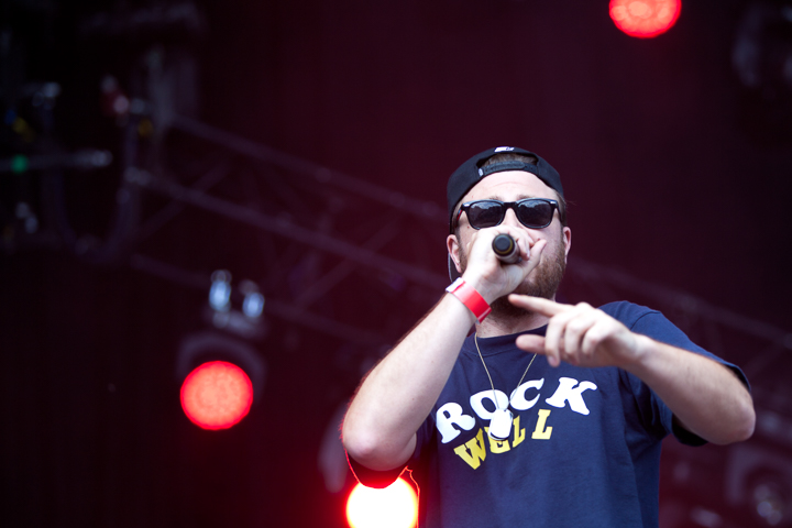 Slongs Dievanongs @ Suikerrock 2014, picture 18, photographed by Koen Rondelez - FrontView Magazine