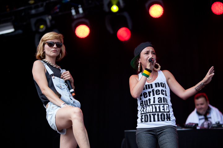 Slongs Dievanongs @ Suikerrock 2014, picture 20, photographed by Koen Rondelez - FrontView Magazine