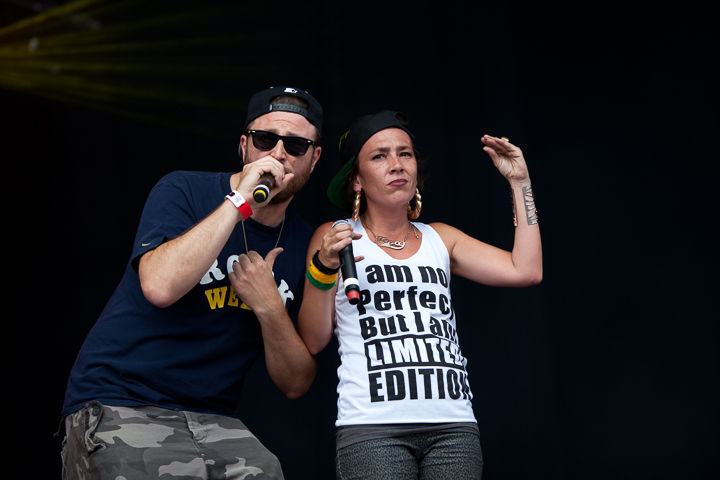 Slongs Dievanongs @ Suikerrock 2014, picture 27, photographed by Koen Rondelez - FrontView Magazine