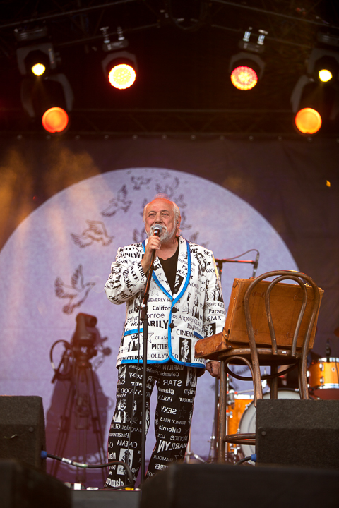 Urbanus & De Fanfaar @ Suikerrock 2014, foto 18, foto's door Koen Rondelez - FrontView Magazine