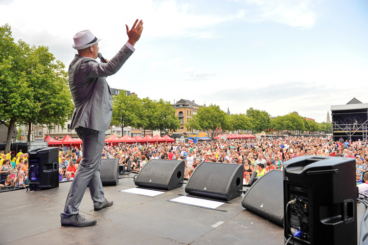 Wim Leys & @ fundum @ Antwerpen Zingt, picture 34, photographed by Steven Stausens - FrontView Magazine