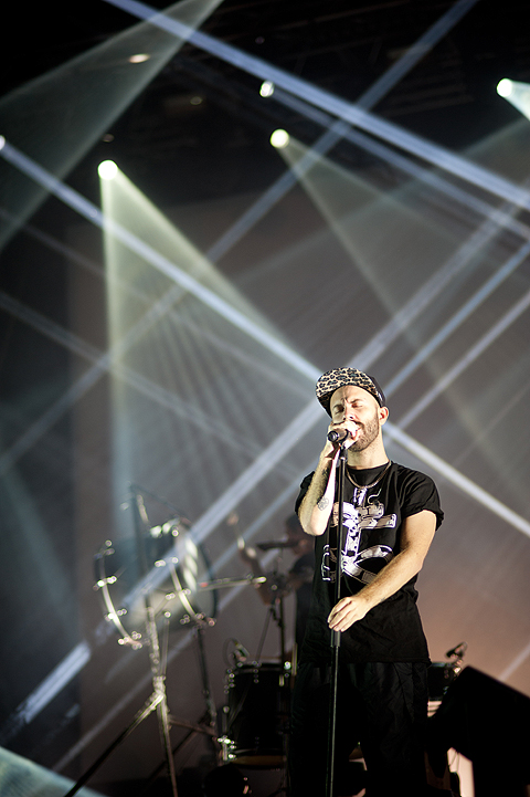 Woodkid @ Ronquières Festival 2014, picture 4, photographed by Magali Decamps - FrontView Magazine
