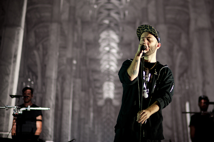 Woodkid @ Ronquières Festival 2014, picture 12, photographed by Magali Decamps - FrontView Magazine