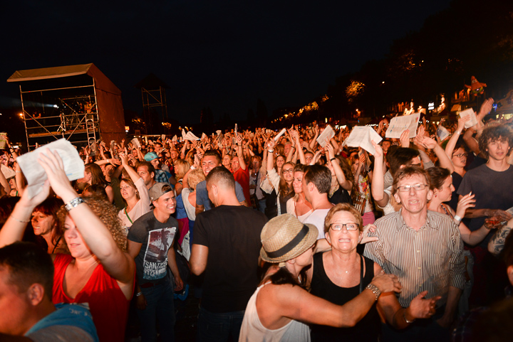Antwerpen Zingt 2014 @ Gedempte Zuiderdokken, picture 46, photographed by Steven Stausens, Vlaanderen Zingt, Antwerpen Zingt - FrontView Magazine