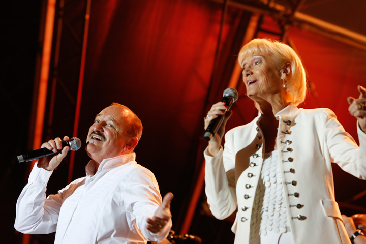Nicole & Hugo special guest @ Antwerpen Zingt 2014, foto 14, foto's door Steven Stausens - FrontView Magazine