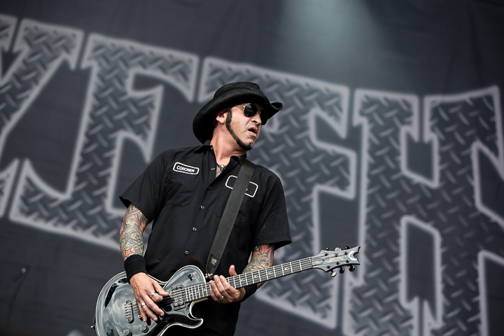 Hellyeah @ See-Rock Festival 2014, foto 8, foto's door Dorien Goetschalckx - FrontView Magazine