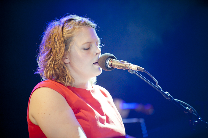 Hannelore Bedert @ dranouter 2014, foto 11, foto's door Devid Camerlynck - FrontView Magazine